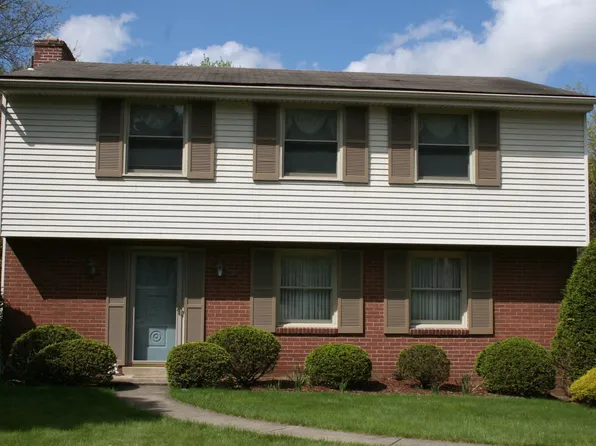 255 Amity Rd, Glenshaw, PA 15116
