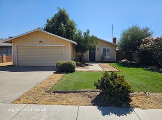 980 S Spruce St, Tulare, CA 93274