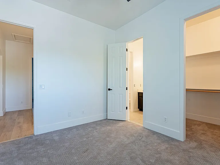 2956 S Birch Ct — Photo 68
