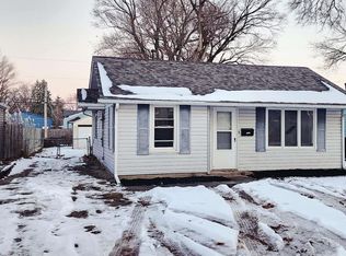 1820 N 20th St, Springfield, IL 62702