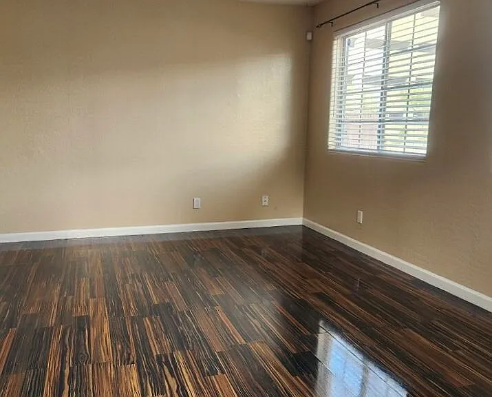 1731 E Cambridge Ave — Photo 14