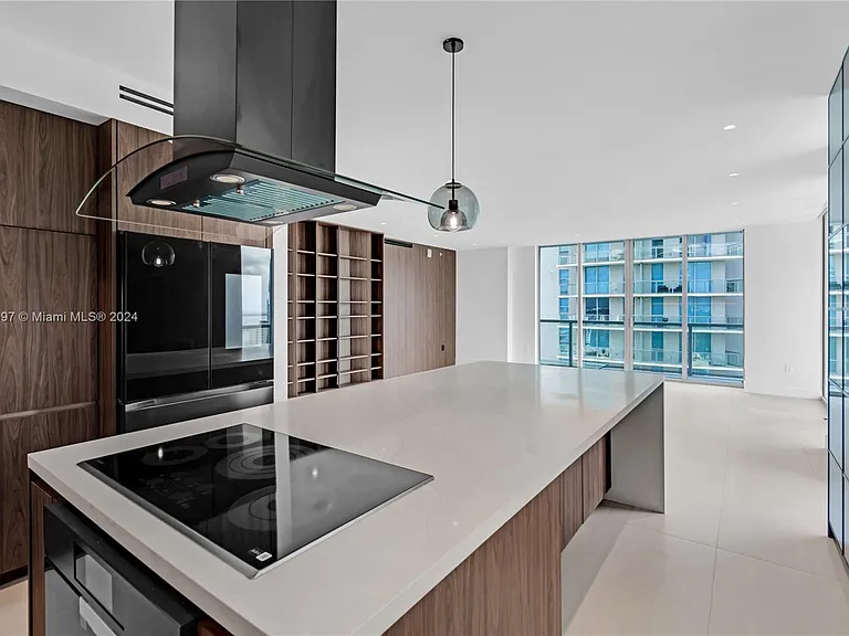 1111 SW 1st Ave #2619 — Photo 4