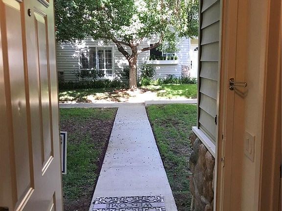 5th image of 26228 Alizia Canyon Dr