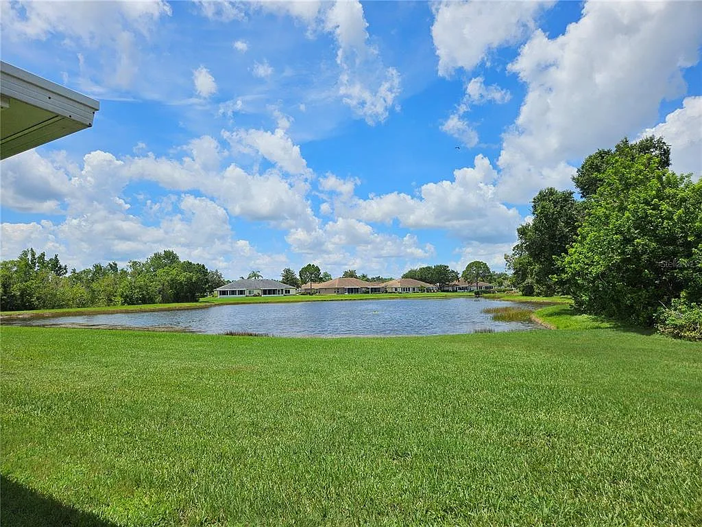 2 bed, 2.0 bath, 1236 sqft, $2,300 — Photo 3