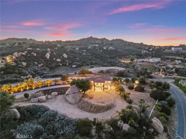 41950 Hacienda Dr, Murrieta, CA 92562