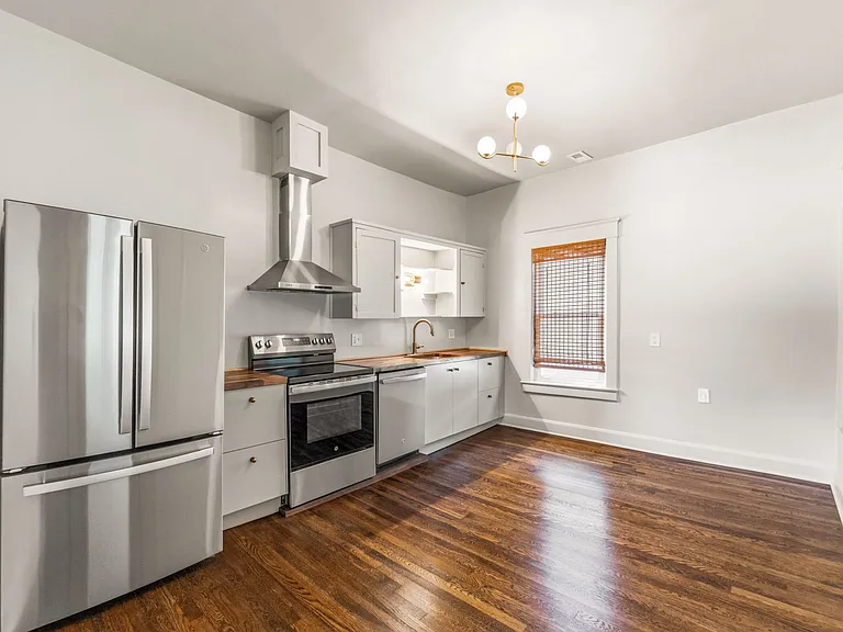 3910 Mercier St #2 — Photo 53