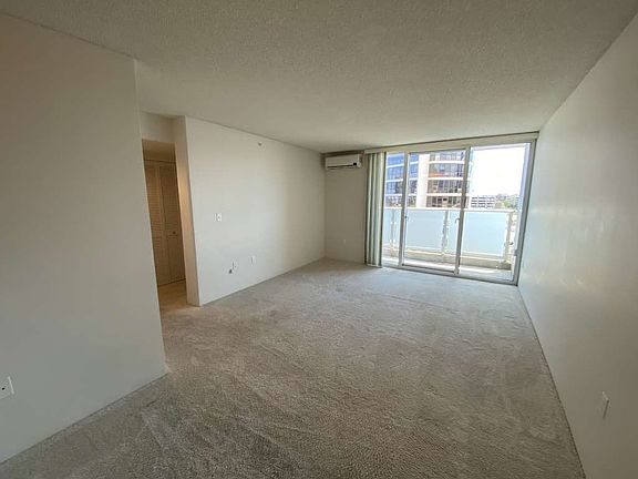 4th image of 801 South St APT 713