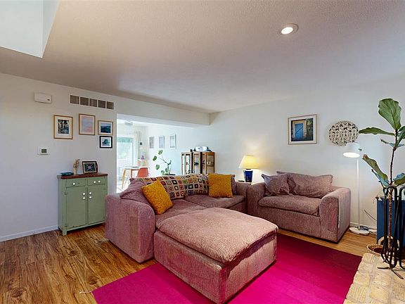 4th image of 2035 Waterford Dr