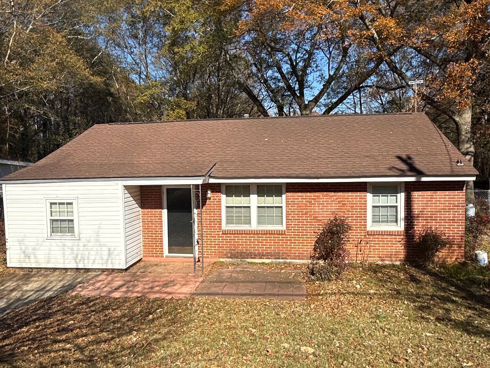 1st image of 738 Glenn Dr