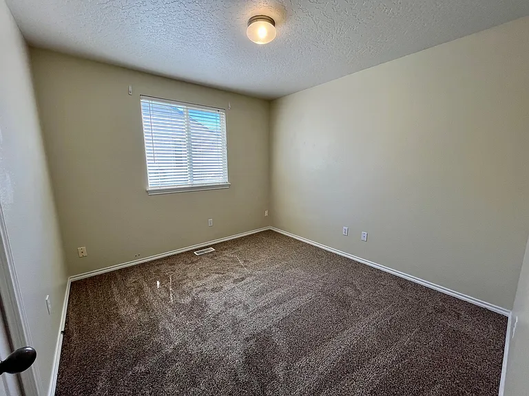 16426 N Asbury Dr — Photo 16