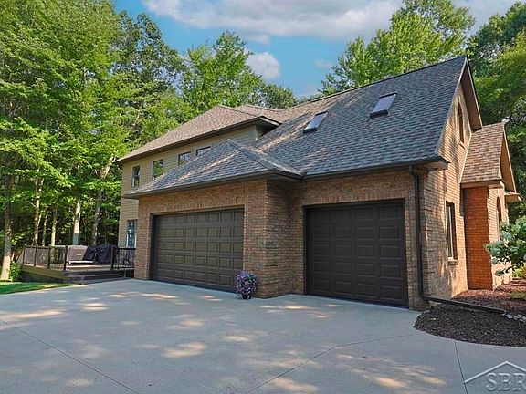 5th image of 5004 Bristlecone Dr