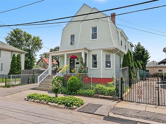 2nd image of 304 Indiana Ave