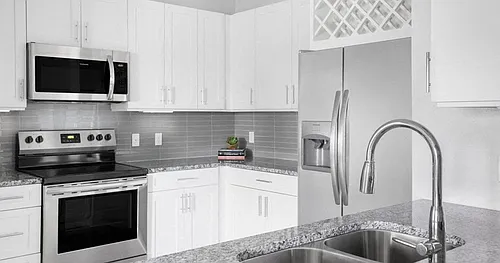 Hue Watercolor Place Photo 1