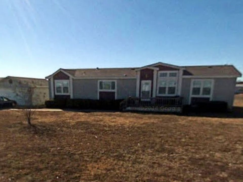 1st image of 130 Silver Creek Cir