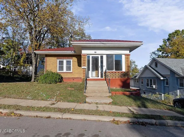 928 Adams St, Jefferson City, MO 65101