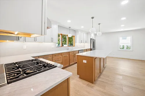 28 Cooper Ln Photo 1