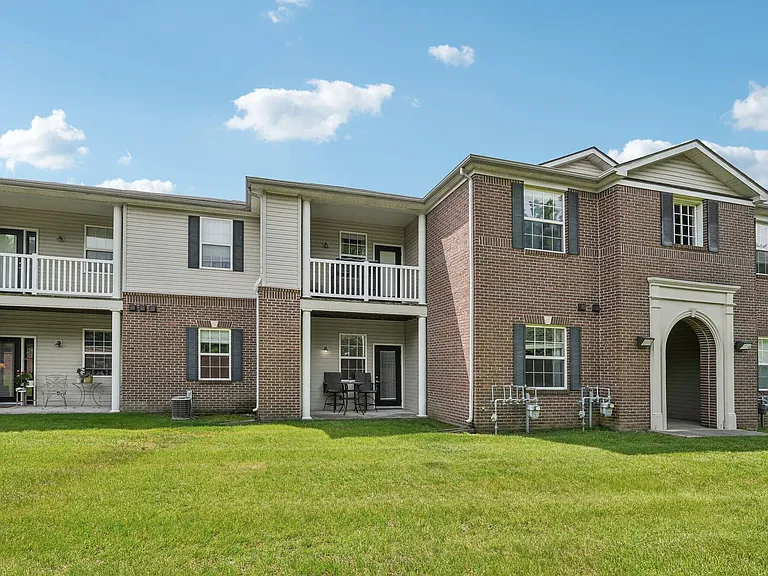 Reserve at Williams Glen — Photo 18