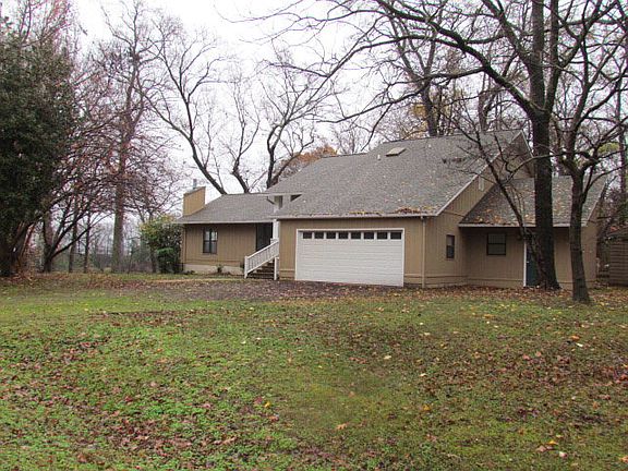 2nd image of 36 Thomas Ct