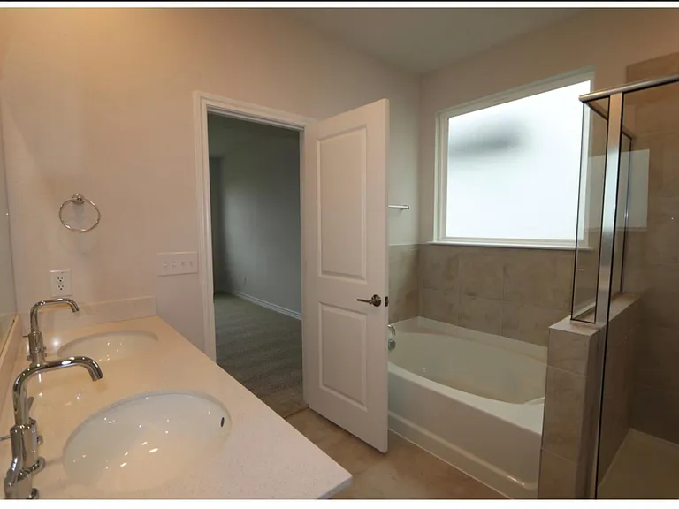 324 Terminus Trl — Photo 13