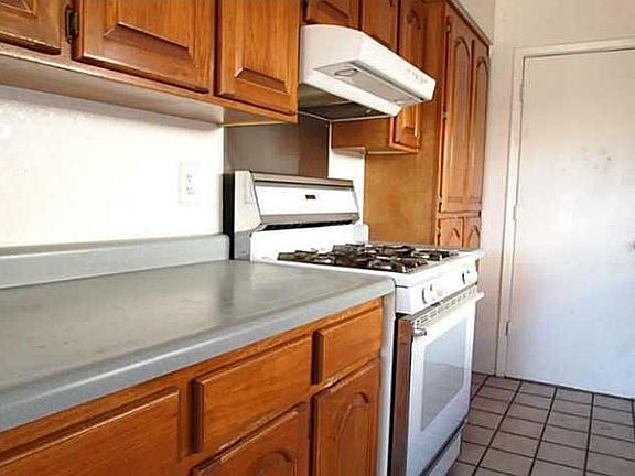5th image of 10802 George Archer Dr