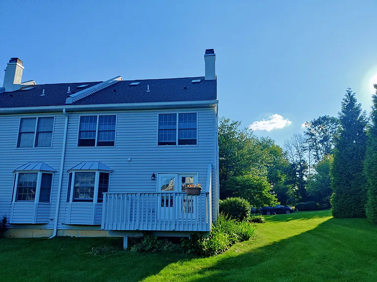 366 Bristol Cir — Photo 5