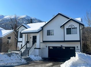 19030 Mountain Point Cir, Eagle River, AK 99577