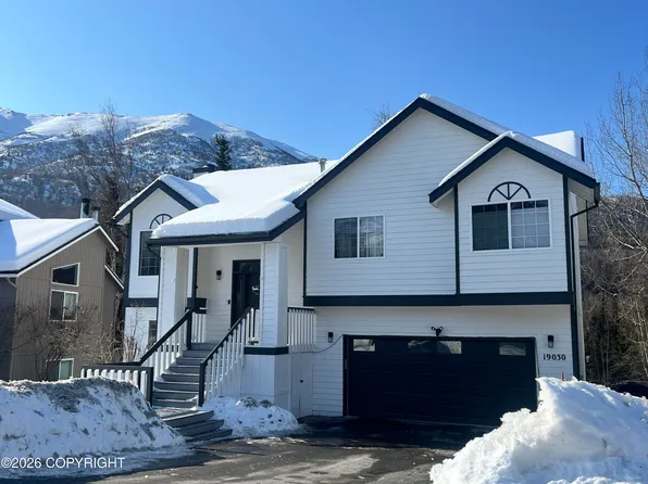 19030 Mountain Point Cir, Eagle River, AK 99577