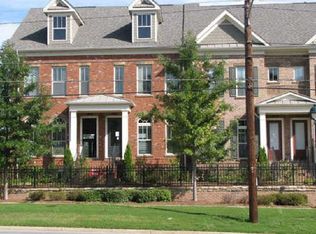 339 Alderwood Ln NE, Sandy Springs, GA 30328
