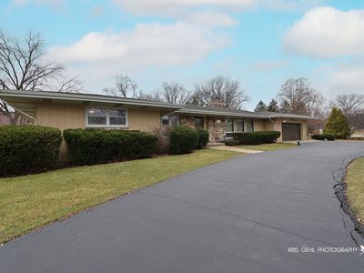 20W371 Diversey Ave, Addison, IL, 60101