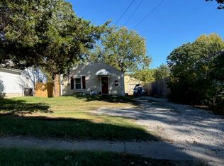 1116 S Weaver Ave, Springfield, MO 65807