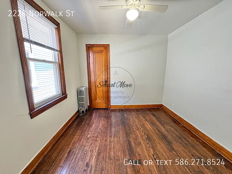 2228 Norwalk St — Photo 10
