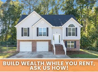 237 Autumn Ridge Dr, Griffin, GA 30224