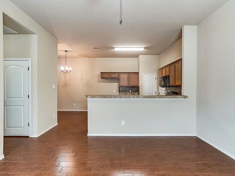 1120 Brendon Lee Ln #1120 — Photo 7