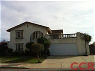 1st image of 406 Via De La Cruz