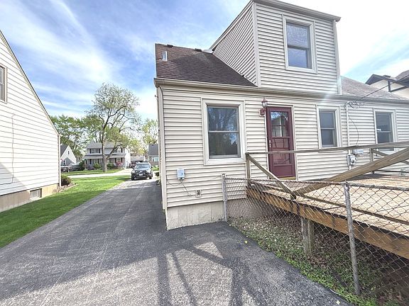 3rd image of 5404 Kimball Pl