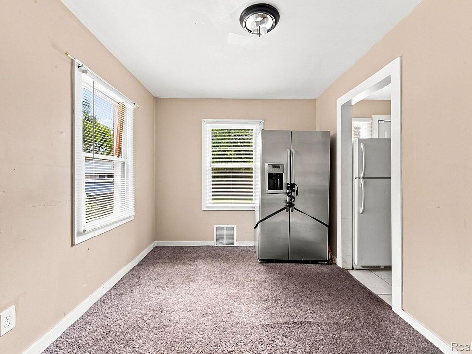 8882 Evergreen Ave, photo 8