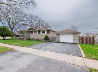 6536 Cropp St, Niagara Falls, ON L2E 5J7