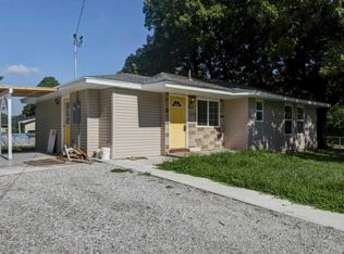 2555 N Johnston Ave, Springfield, MO 65803