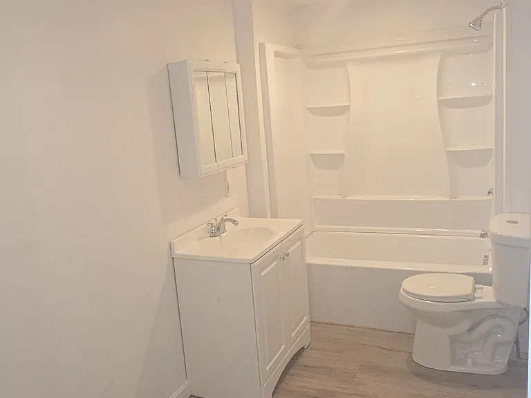 600 Henderson Ave #3 — Photo 8