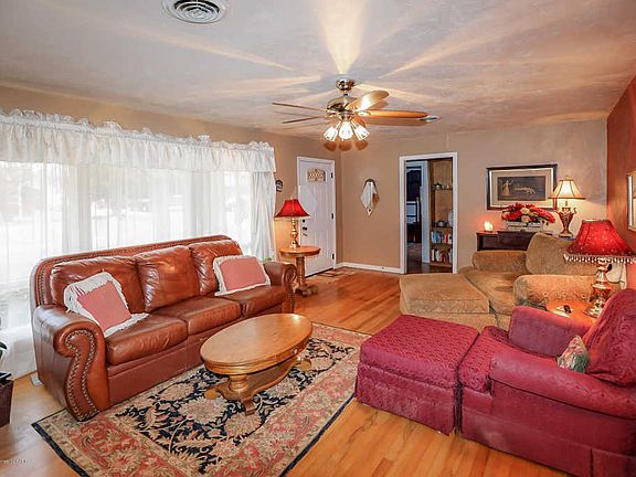 4th image of 3602 Lynette Dr