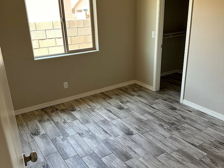 2619 Harrod Ave — Photo 8