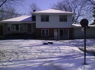 779 N 425 W, Valparaiso, IN 46385