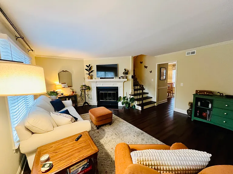 710 Powell Dr — Photo 16