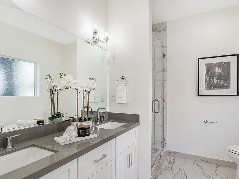 1821 Westholme Ave — Photo 6