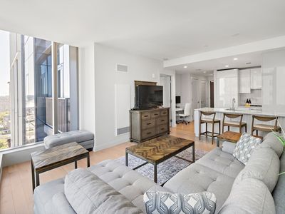 133 Seaport Blvd #1710, Boston, MA, 02210