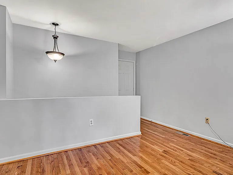 3273 Forest Ridge Rd — Photo 4