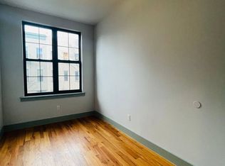 15 Locust St #2VL, Brooklyn, NY 11206