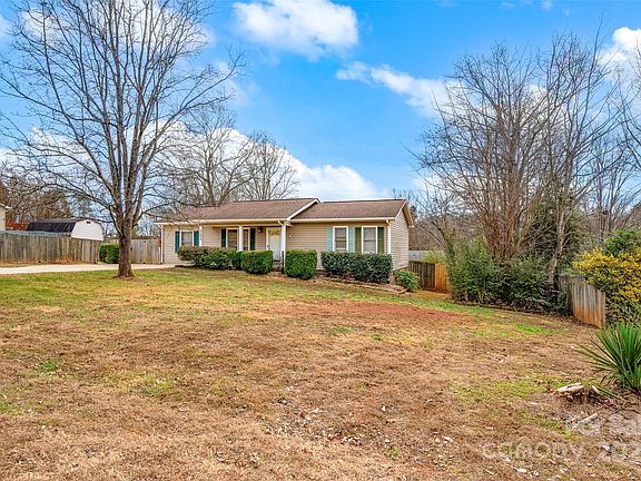2nd image of 5609 Linville Dr