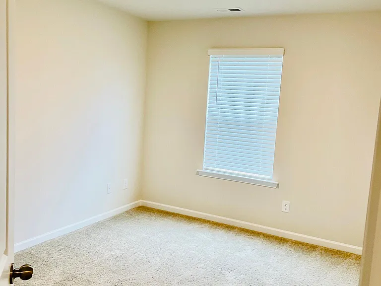 402 Sagecroft Ln #402 — Photo 22