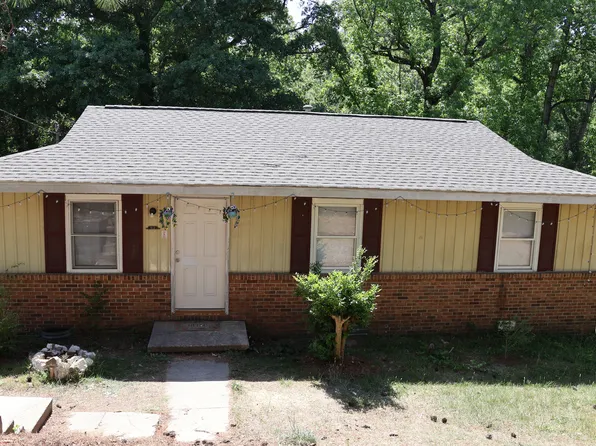 612 Grantland Dr, Raleigh, NC 27610